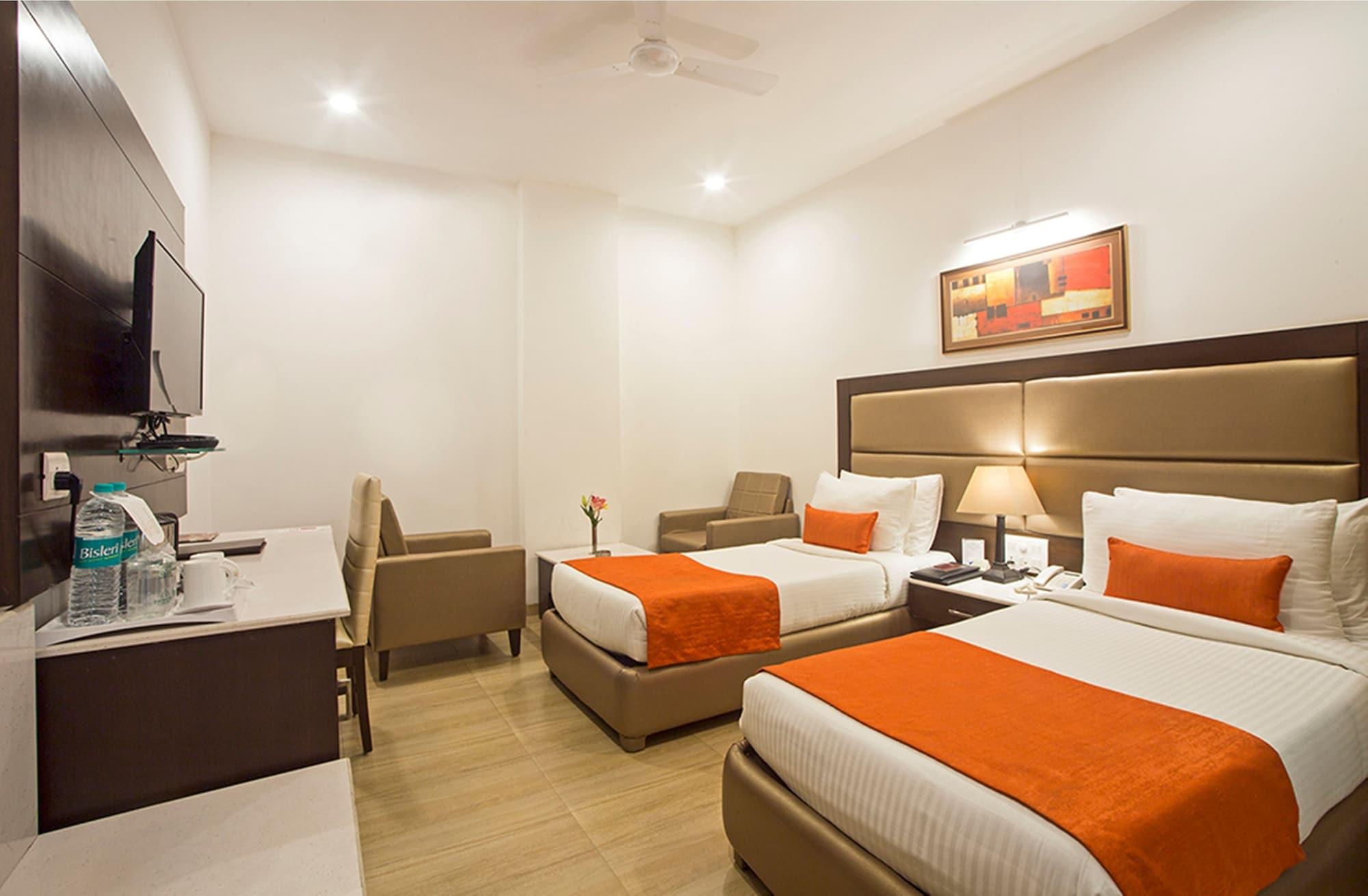 Hotel Shanti Palace Mahipalpur New Delhi Buitenkant foto