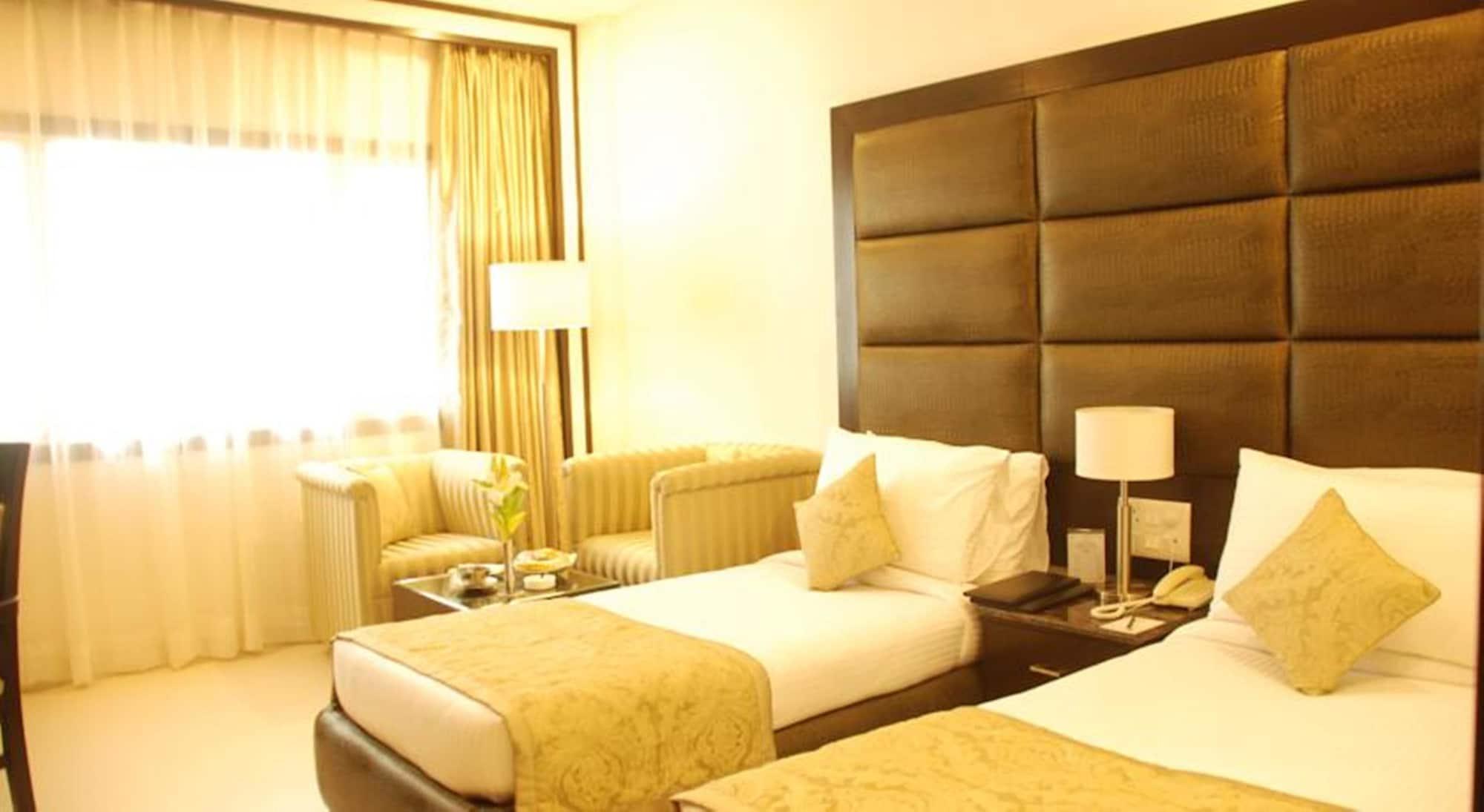 Hotel Shanti Palace Mahipalpur New Delhi Buitenkant foto