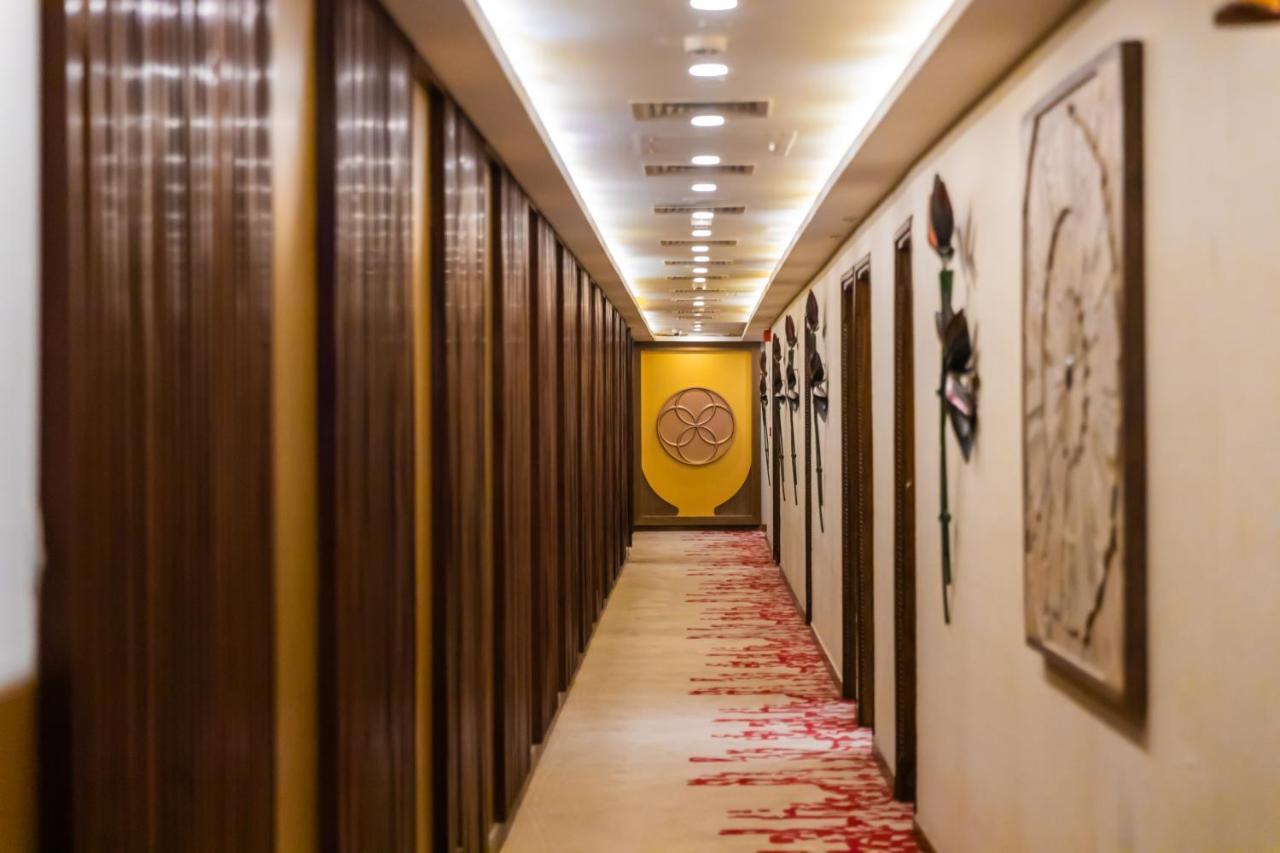 Hotel Shanti Palace Mahipalpur New Delhi Buitenkant foto