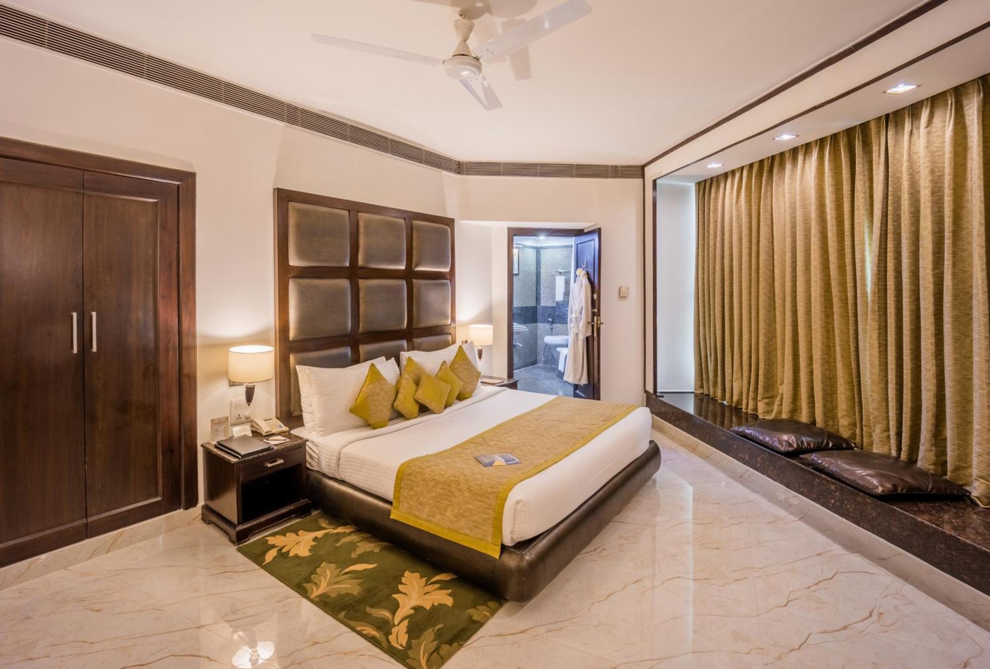 Hotel Shanti Palace Mahipalpur New Delhi Buitenkant foto
